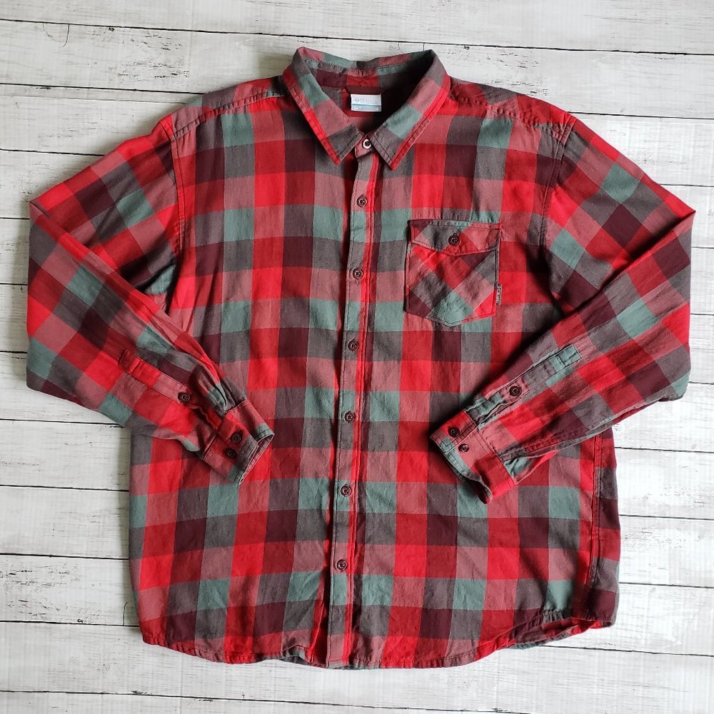 COLUMBIA Light Flannel Red/Gray Check Button-Down Shirt XL